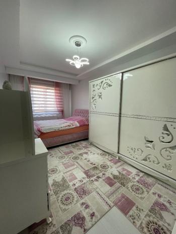 GÜVENAY - ÇORUM KALE KARŞISI ARA KAT SATILIK 3+1 DAİRE
