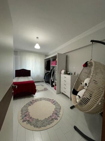 GÜVENAY - ÇORUM SARMAHALl SİTESİ ÇOK GENİŞ SATILIK 4+1 DAİRE