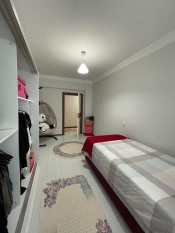 GÜVENAY - ÇORUM SARMAHALl SİTESİ ÇOK GENİŞ SATILIK 4+1 DAİRE