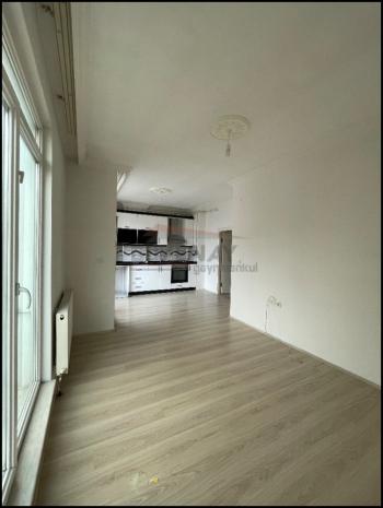 Güvenay - Çorum Adil Can Demir Parkı Altı 3+1 Bakımlı Kiralık Daire