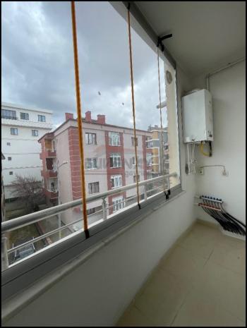 Güvenay - Çorum Adil Can Demir Parkı Altı 3+1 Bakımlı Kiralık Daire