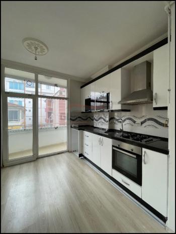 Güvenay - Çorum Adil Can Demir Parkı Altı 3+1 Bakımlı Kiralık Daire