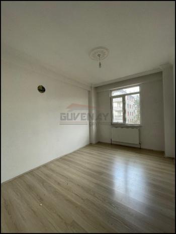 Güvenay - Çorum Adil Can Demir Parkı Altı 3+1 Bakımlı Kiralık Daire