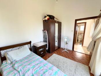 KKTC Girne Karşıyaka 1.250 m² Arsa İçerisinde Satılık 3+1 Müstakil Ev