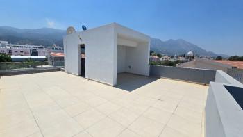 Kktc Girne Alsancak bolgesi 3+1 kiralik yari esyali villa