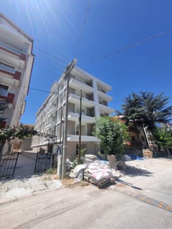 * AFYON ÜÇOK EMLAKTAN ZAFER MAH 2+1 90M² SIFIR LÜKS SATILIK DAİRELER *