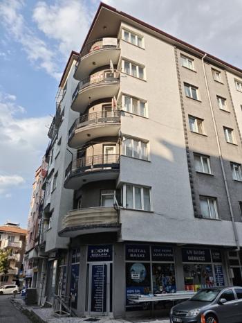 * AFYON ÜÇOK EMLAKTAN CUMHURİYET MAH 2+1 90M² ASANSÖRLÜ EŞYALI KİRALIK DAİRE *