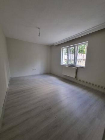 * AFYON ÜÇOK EMLAKTAN EŞREFPAŞA MAH 3+1 120M² TEMİZ BAKIMLI İÇİ YAPILI SATILIK DAİRE 