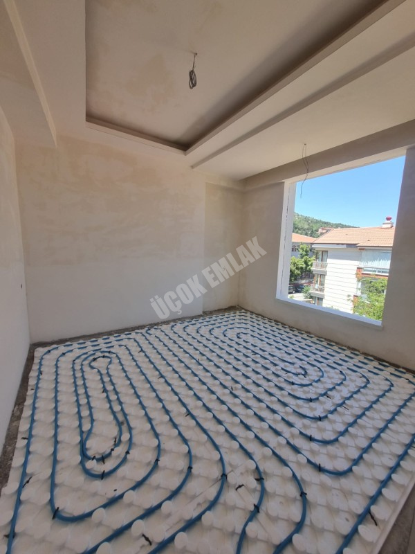 * AFYON ÜÇOK EMLAKTAN ZAFER MAH 2+1 90M² SIFIR LÜKS SATILIK DAİRELER *