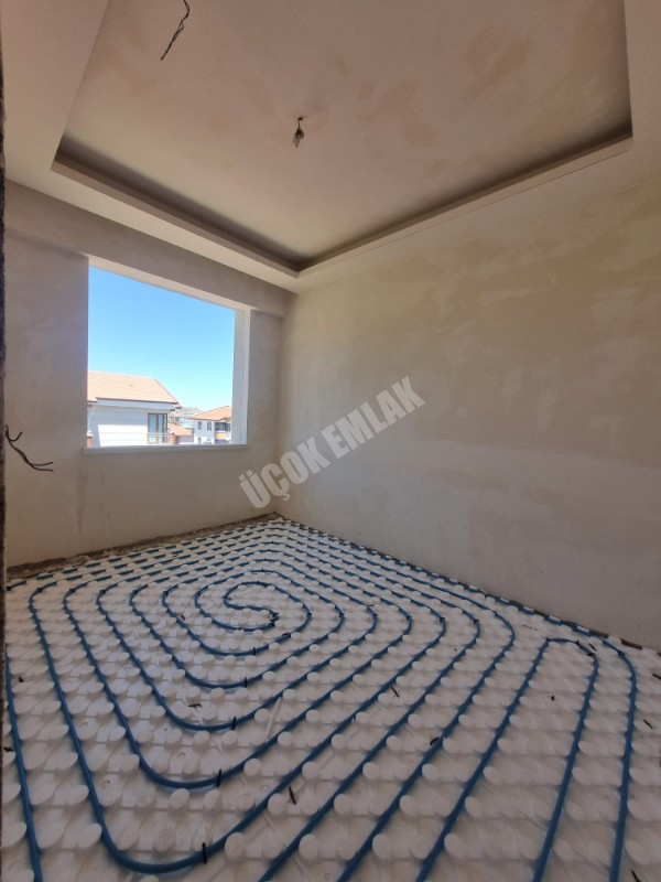 * AFYON ÜÇOK EMLAKTAN ZAFER MAH 2+1 90M² SIFIR LÜKS SATILIK DAİRELER *