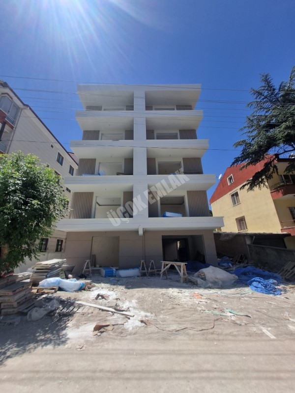 * AFYON ÜÇOK EMLAKTAN ZAFER MAHALLESİNDE 3+1 110M² SIFIR LÜKS SATILIK DAİRELER *