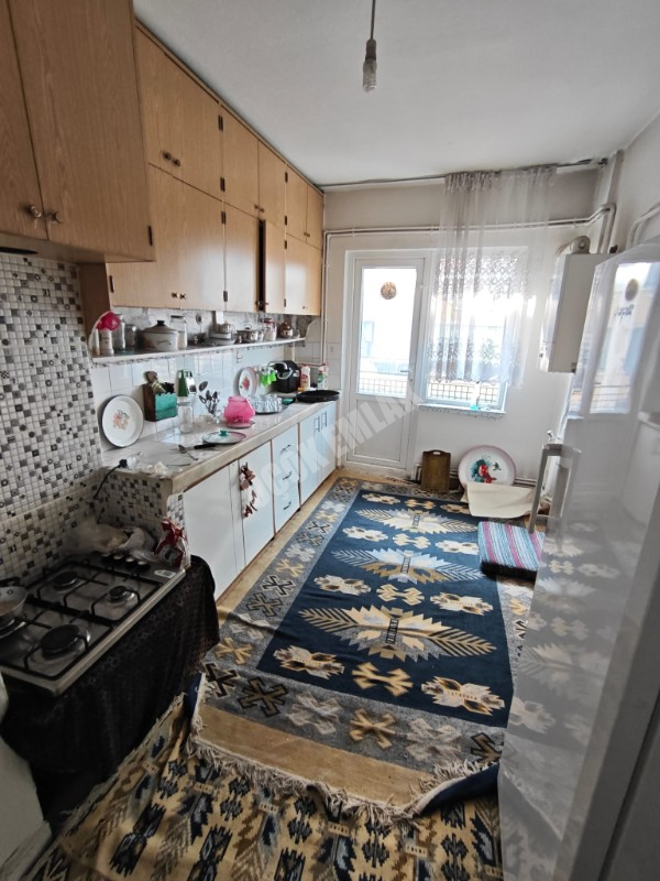 * AFYON ÜÇOK EMLAKTAN CUMHURİYET MAH 2+1 90M² ASANSÖRLÜ EŞYALI KİRALIK DAİRE *