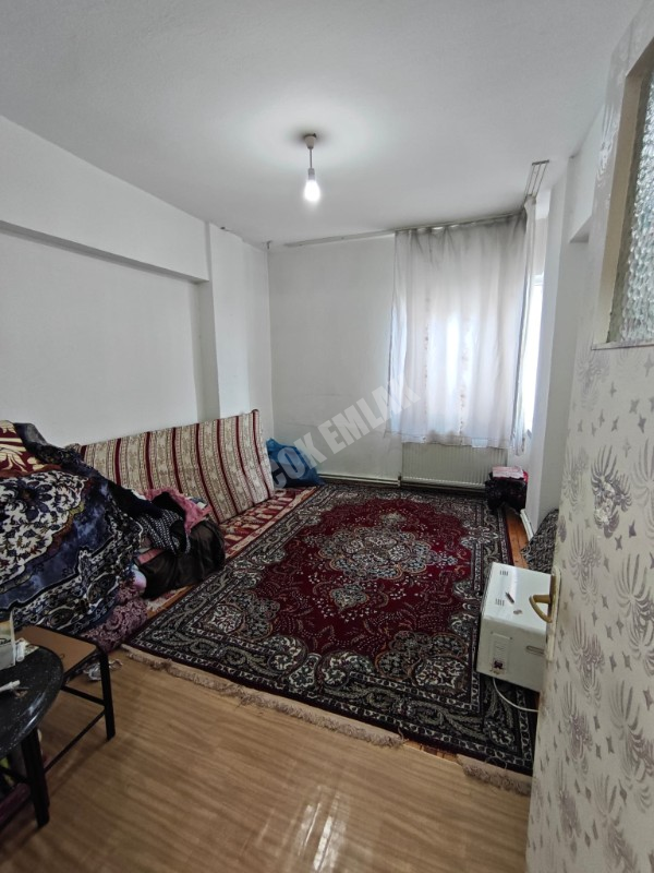 * AFYON ÜÇOK EMLAKTAN CUMHURİYET MAH 2+1 90M² ASANSÖRLÜ EŞYALI KİRALIK DAİRE *