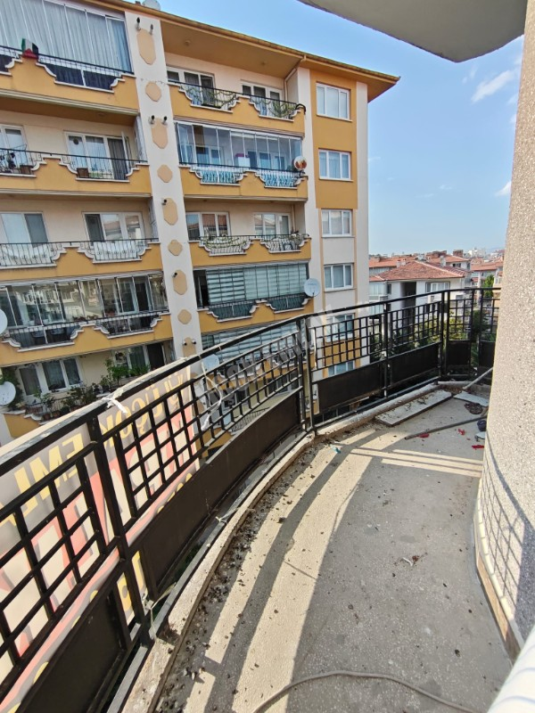 * AFYON ÜÇOK EMLAKTAN CUMHURİYET MAH 2+1 90M² ASANSÖRLÜ EŞYALI KİRALIK DAİRE *