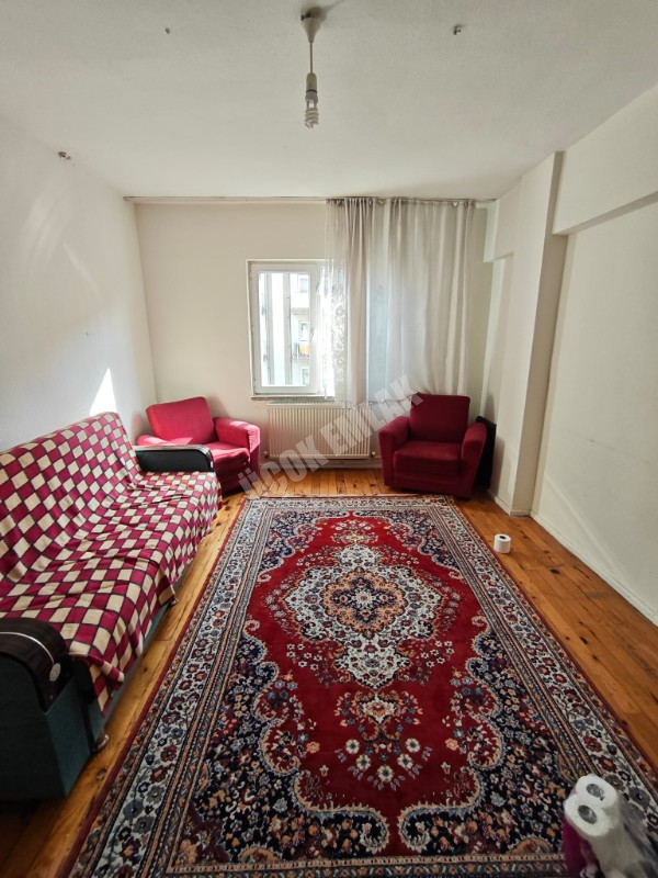 * AFYON ÜÇOK EMLAKTAN CUMHURİYET MAH 2+1 90M² ASANSÖRLÜ EŞYALI KİRALIK DAİRE *