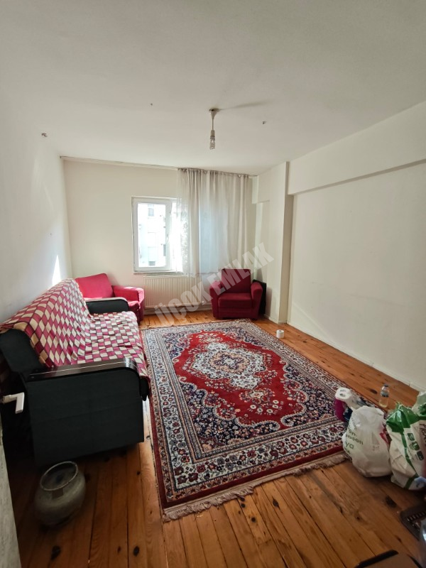 * AFYON ÜÇOK EMLAKTAN CUMHURİYET MAH 2+1 90M² ASANSÖRLÜ EŞYALI KİRALIK DAİRE *