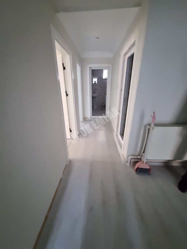 * AFYON ÜÇOK EMLAKTAN EŞREFPAŞA MAH 3+1 120M² TEMİZ BAKIMLI İÇİ YAPILI SATILIK DAİRE 