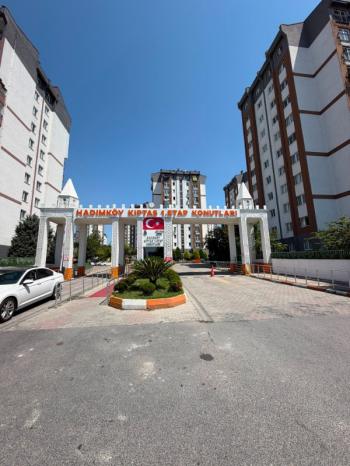 Hadımköy Kiptaş'ta Satılık 2+1 Daire - 70m² Net