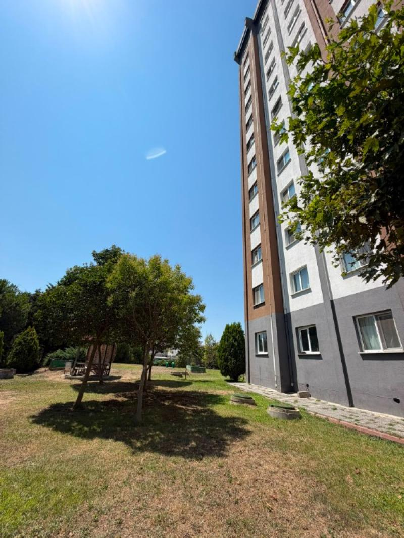 Hadımköy Kiptaş'ta Satılık 2+1 Daire - 70m² Net
