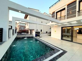 Didim Mavişehirde Denize 100 Metre Mesafede Satılık Villa