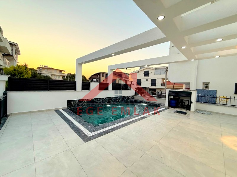 Didim Mavişehirde Denize 100 Metre Mesafede Satılık Villa