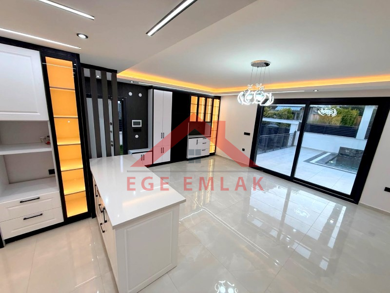 Didim Mavişehirde Denize 100 Metre Mesafede Satılık Villa