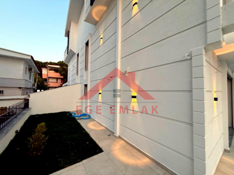 Didim Mavişehirde Denize 100 Metre Mesafede Satılık Villa