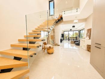 KIBRIS GİRNE BELLAPAİS'TE FULL DENİZ VE DAĞ MANZARALI LÜKS 4+1 SATILIK VİLLA