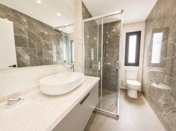 KIBRIS GİRNE BELLAPAİS'TE FULL DENİZ VE DAĞ MANZARALI LÜKS 4+1 SATILIK VİLLA