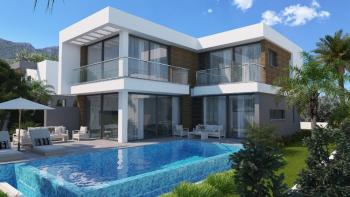 Bellapais'in En Prestijli Konumunda Full Deniz ve Dağ Manzaralı Türk Malı Lüks 4+1 Villa