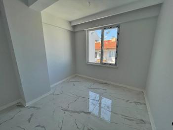 AFYON ÜÇOK EMLAKTAN FATİH MAH KİRALIK SIFIR AYARINDA LÜX 3+1 1 KAT DAİRE