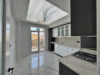 AFYON ÜÇOK EMLAKTAN FATİH MAH KİRALIK SIFIR AYARINDA LÜX 3+1 1 KAT DAİRE