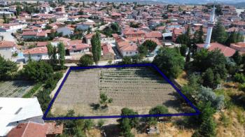 * AFYON ÜÇOK EMLAKTAN İHSANİYE KAYIHAN TÜRBE  MEVKİNDE 1.530M² YATIRIMA UYGUN SATILIK TARLA *