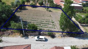 * AFYON ÜÇOK EMLAKTAN İHSANİYE KAYIHAN TÜRBE  MEVKİNDE 1.530M² YATIRIMA UYGUN SATILIK TARLA *