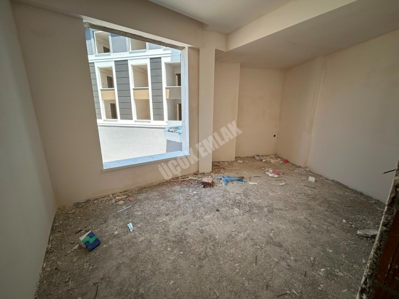AFYON ÜÇOK EMLAKTAN ERKMEN CUMHURİYET MAH 2+1 90M² GENİŞ SIFIR SATILIK DAİRE 