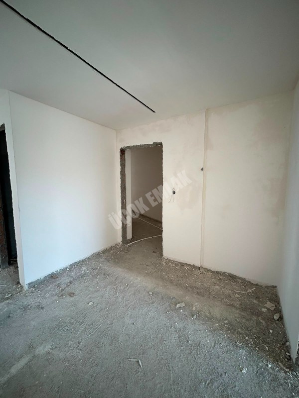 AFYON ÜÇOK EMLAKTAN ERKMEN CUMHURİYET MAH 2+1 90M² GENİŞ SIFIR SATILIK DAİRE 