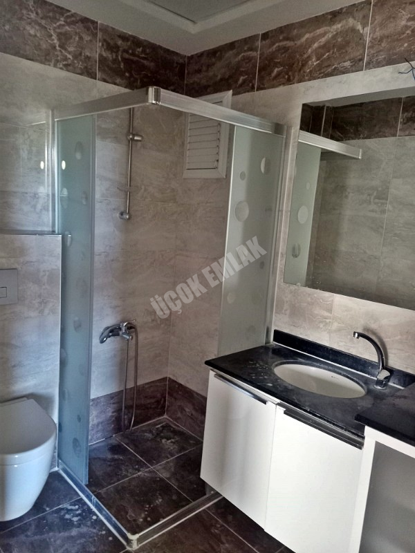 AFYON ÜÇOK EMLAKTAN ALİ İHSAN PAŞA MAH KİRALIK LÜX 3+1 1 KAT DAİRE