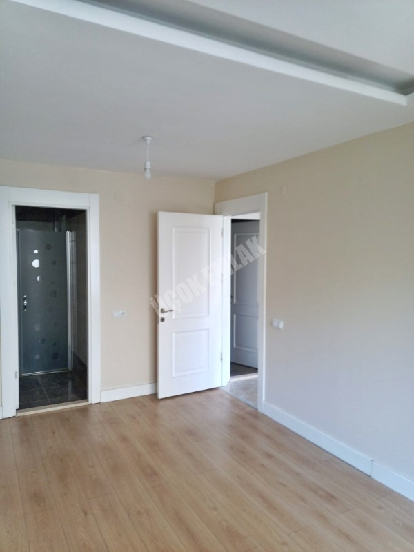 AFYON ÜÇOK EMLAKTAN ALİ İHSAN PAŞA MAH KİRALIK LÜX 3+1 1 KAT DAİRE