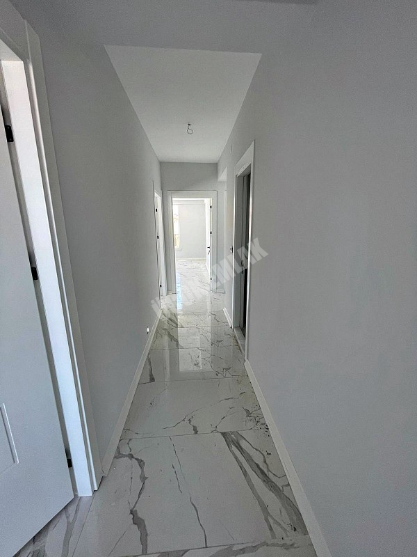 AFYON ÜÇOK EMLAKTAN FATİH MAH KİRALIK SIFIR AYARINDA LÜX 3+1 1 KAT DAİRE