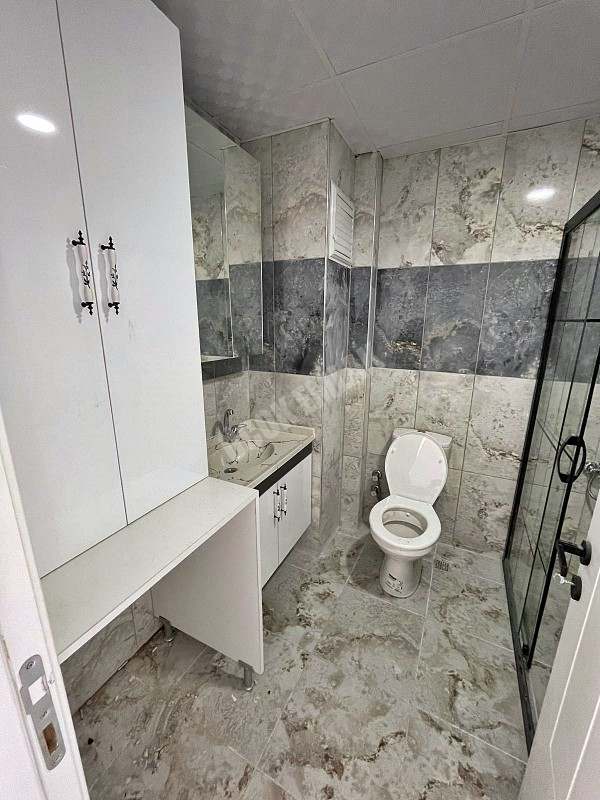 AFYON ÜÇOK EMLAKTAN FATİH MAH KİRALIK SIFIR AYARINDA LÜX 3+1 1 KAT DAİRE