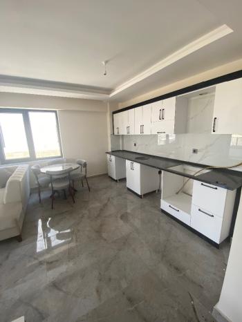 GÜVENAY - ÇORUM FEN LİSESİ bölgesi 2+0 KOMPLE EŞYALAR DAHİL SATILIK DAİRE 