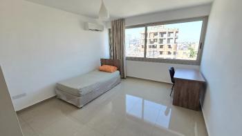 KKTC Lefkoşa Ortaköy'de Şehir ve Dağ Manzaralı 3+1 Full Eşyalı Kiralık Daire