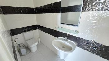 KKTC Lefkoşa Ortaköy'de Şehir ve Dağ Manzaralı 3+1 Full Eşyalı Kiralık Daire