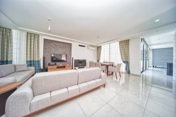 Girne Alsancak'ta Satılık 3+1 Havuzlu Villa - Denize Yürüme Mesafesinde!