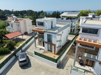 Kktc Girne Alsancak bolgesi 3+1 kiralik yari esyali villa
