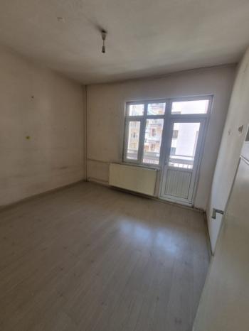 * AFYON ÜÇOK EMLAKTAN DUMLUPINAR MAH 2+1 80M² TEMİZ BAKIMLI SATILIK DAİRE *