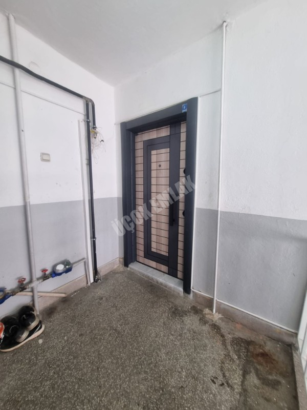 * AFYON ÜÇOK EMLAKTAN DUMLUPINAR MAH 2+1 80M² TEMİZ BAKIMLI SATILIK DAİRE *