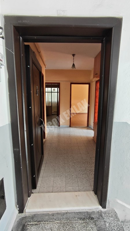 AFYON ÜÇOK EMLAKTAN HARBİŞ GAZİ MAH KİRALIK 3+1 GENİŞ 1 KAT DAİRE