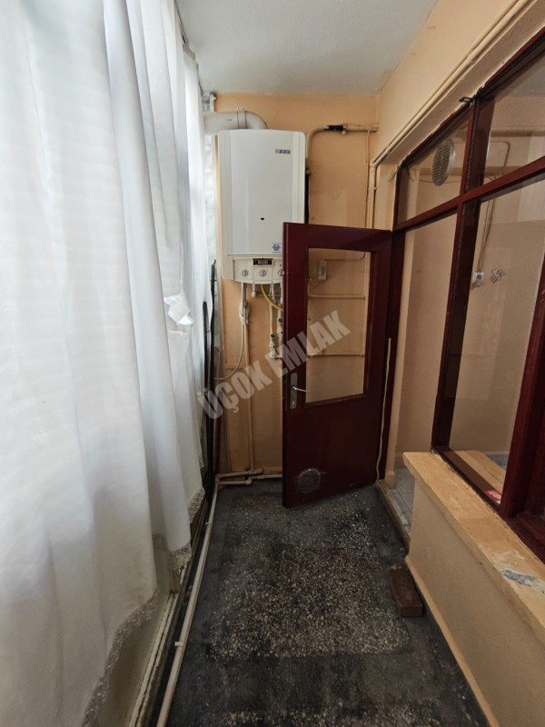 AFYON ÜÇOK EMLAKTAN HARBİŞ GAZİ MAH KİRALIK 3+1 GENİŞ 1 KAT DAİRE