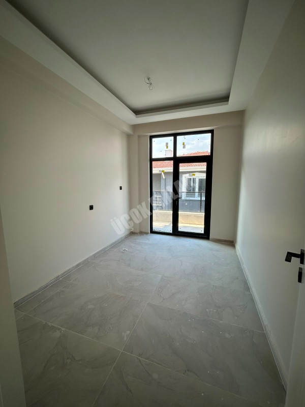 * AFYON ÜÇOK EMLAKTAN MAREŞAL FEVZİ ÇAKMAK MAH 2+1 78M² SIFIR SATILIK DAİRE *